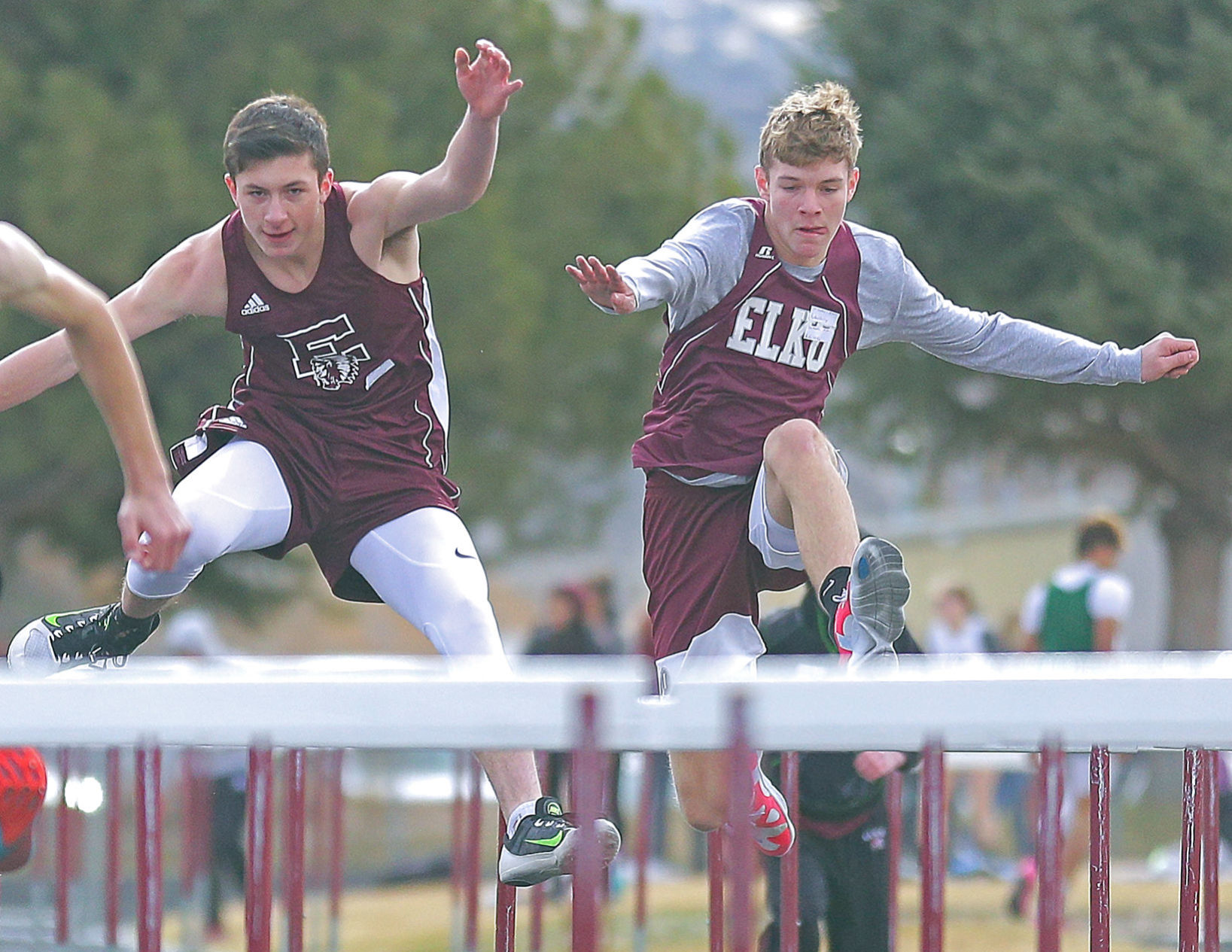 031120-elk-spt-elko-track-tyler-fadenrecht-ayden-whiting.jpg